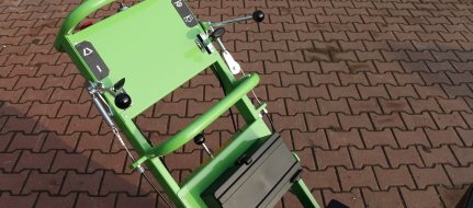 Ruční fréza na pařezy s elektrickým pojezdem F 460E/27