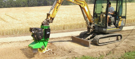 Fréza na pařezy se spalovacím motorem pro zavěšení na stavební stroj FZ 500/38