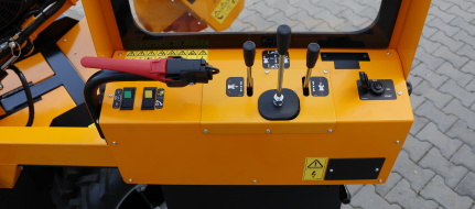 Fréza na pařezy s hydraulickým ovládáním F 500H/38