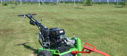 Drážkovač s hydropojezdem a motorem Kohler TR 60/14 HC