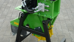 Fréza na pařezy s hydraulickým pohonem pro zavěšení na stavební stroj FZ 500 H