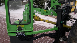 Závěsná fréza za traktor s manuálním ovládáním FZ 560 T - M