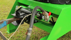 Štěpkovač za traktor na točně se závěsem pro přívěs 8t LS 200 T (750 ÷ 1000 ot/min)