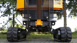 Výkonný štěpkovač na benzín s pásovým podvozkem LS 160 P Track